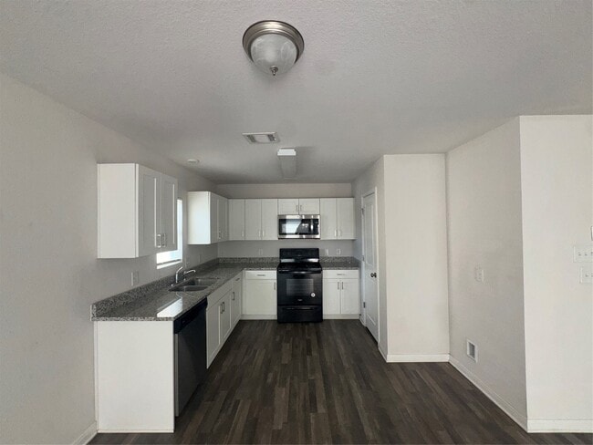 Photo - 15740 Del Norte Dr