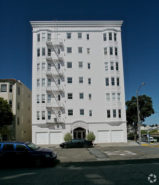 Photo - 575 Pierce St