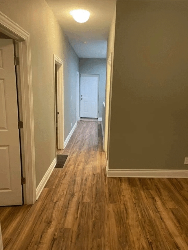 Photo - 6337 S Loomis Blvd