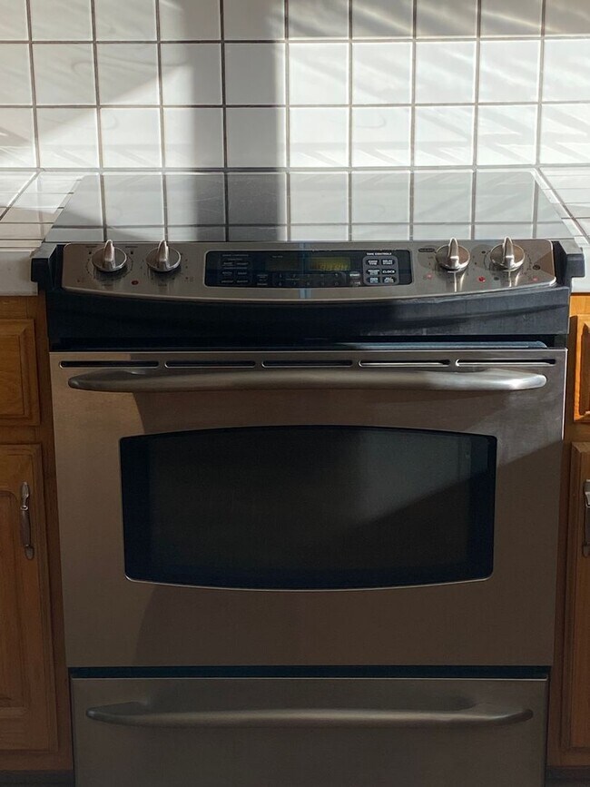 Photo - COMING SOON - Wonderful 4 bedroom/2 bath house - Updated throughout!