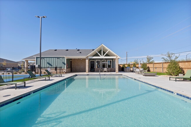 Chisholm Pointe