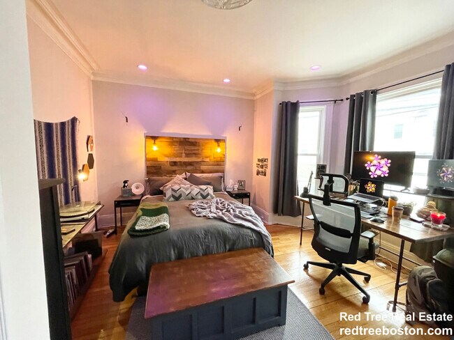 Photo - 22 Parker Hill Ave Unidad 1