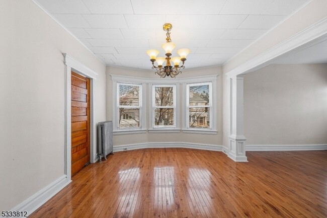 Photo - 287 Hornblower Ave