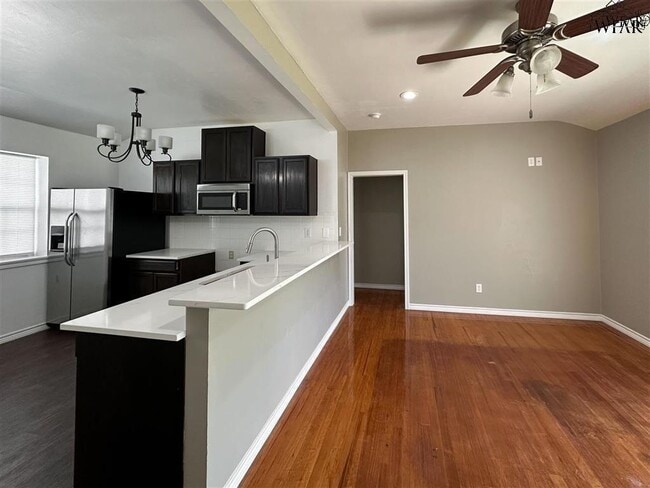 Photo - 1033 Westerly Pl