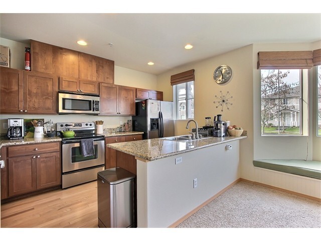 Photo - 3 Bedroom 2.5 Bath DuPont Townhome