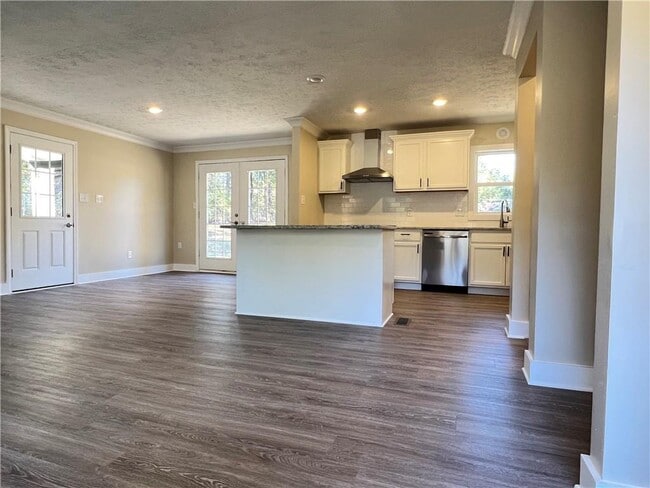 Photo - 550 Oglesby Bridge Rd SE