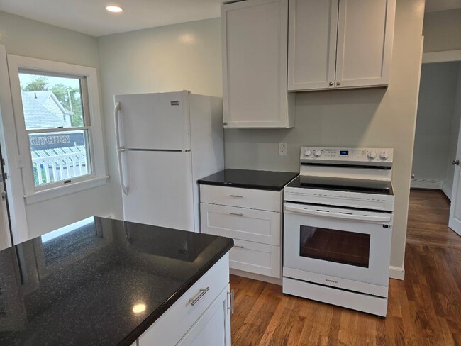 Building Photo - 155R Nahant Rd Rental