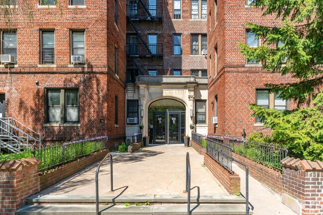 Photo - 250 ocean parkway