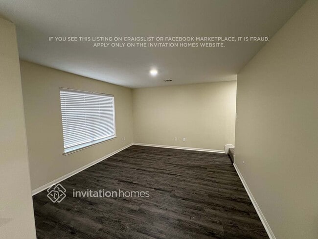 Photo - 6337 Mountain Pines Ln