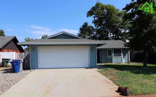 Photo - 2566 Capella St