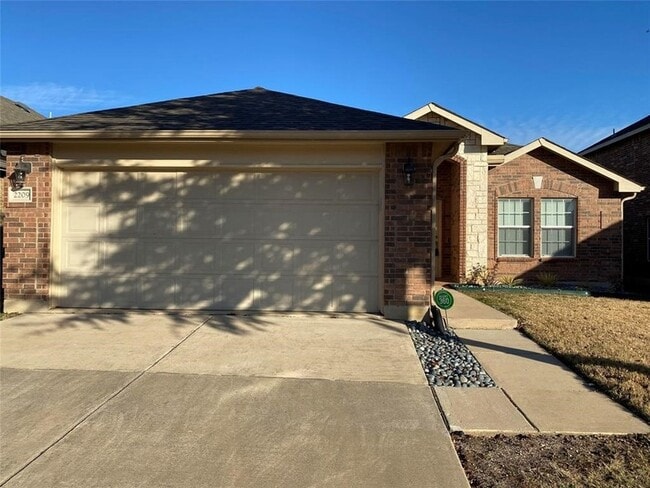 Building Photo - 2209 Cavalry Dr Rental