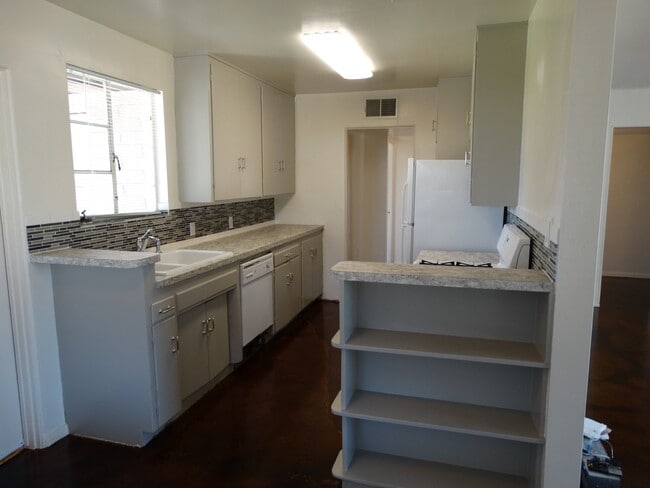 Photo - 4202 N 5th Ave