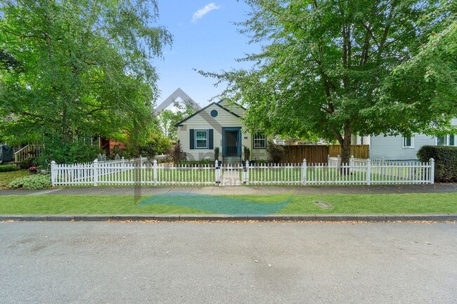 Photo - 2025 Move-in Special: $500 Off First Month...