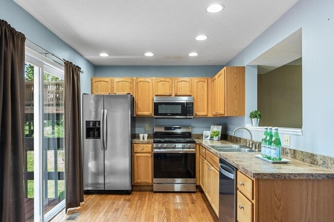 Photo - 7701 Kelvinway Dr