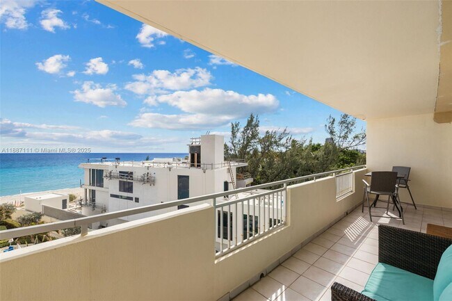 Photo - 3180 S Ocean Dr Unit 516