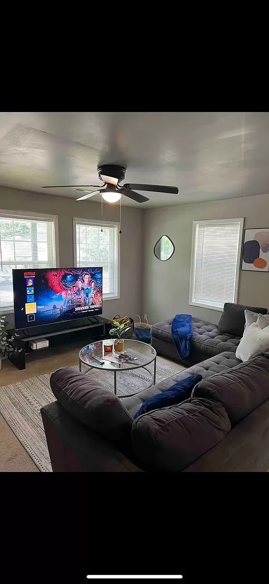 Room in Duplex on W Horah St