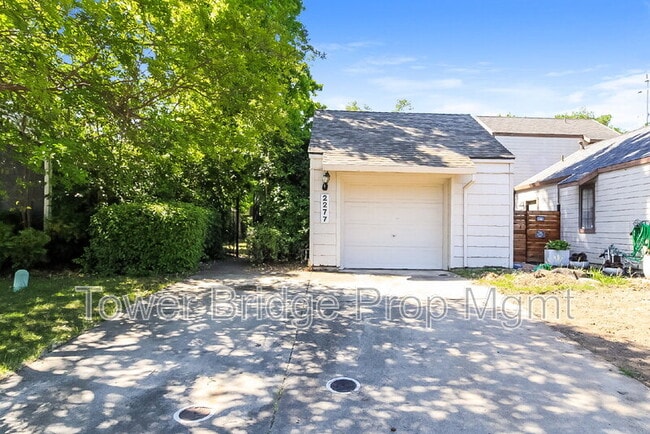 Photo - 2277 Sandcastle Way