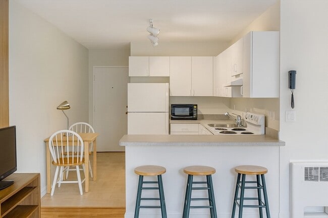 Building Photo - 200 Swanton St Unit 708 Rental