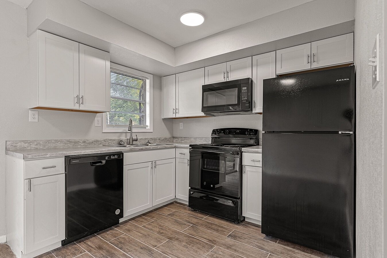 Photo - Creekside Village Townhomes