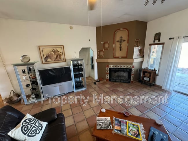 Photo - 2241 Bartolo Ave SW