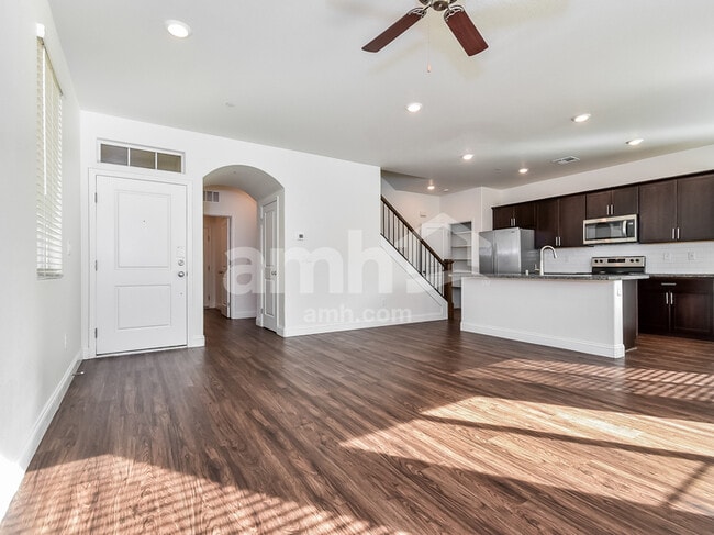 Photo - 329 Timber Kate Pl