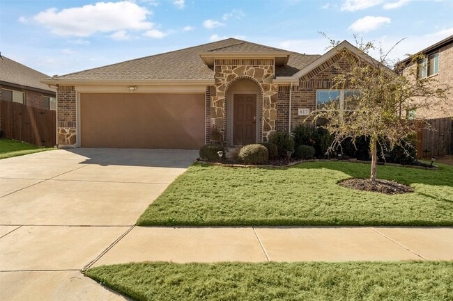 Photo - 817 Cloverwood Dr