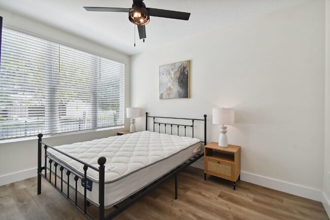 Photo - Luxurious 3 Bedroom Condo with Spacious Layout and Prime Location in Tampa, FL! Unit 2