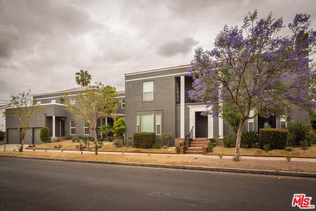 Building Photo - 5861 Whitworth Dr