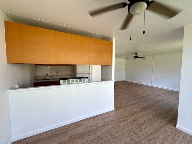 Photo - For Rent - [Nahoa Apts] 95-029 Kuahelani A...