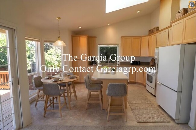 Photo - 8955 SW Iowa Dr