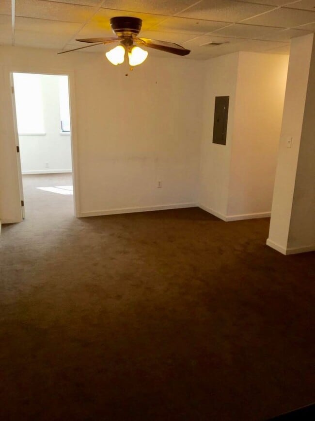 Photo - 107 S 12th St Unidad 1