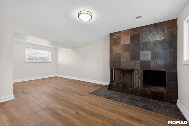 Photo - 406 S Uvalda St