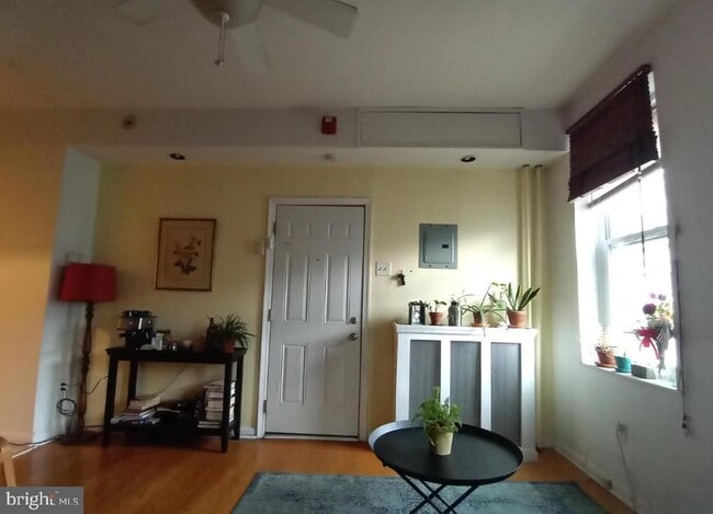 Photo - 3711 Lancaster Ave