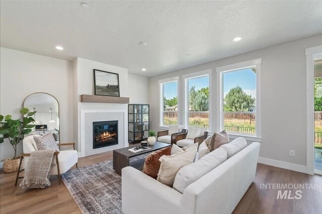 562 Hidden Mill Ct.
