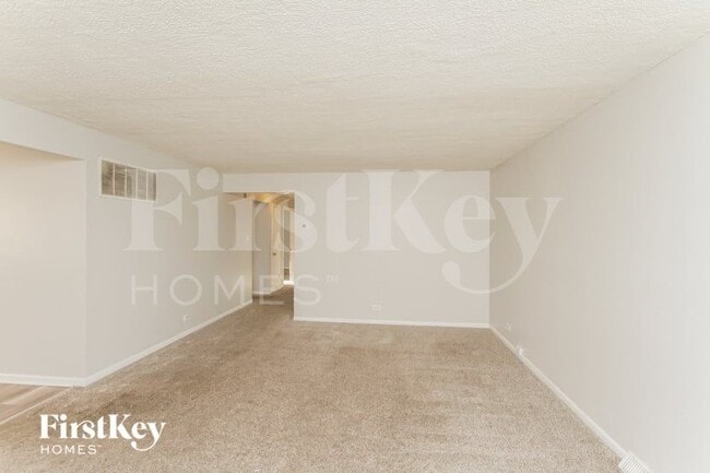 Photo - 3952 153rd St