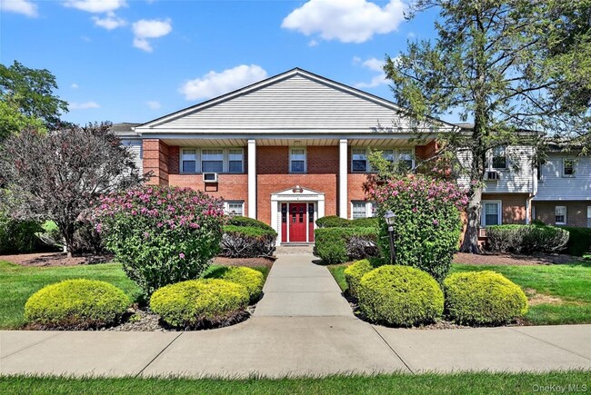 Building Photo - 16 Roundtree Cir Rental
