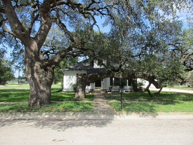 Charming Remodeled Home - Charming Remodeled Home