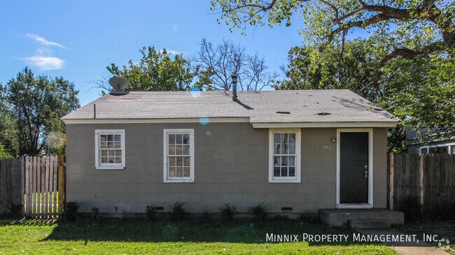 Building Photo - 2711 35th St Rental