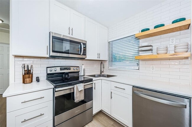 Photo - 4249 8th Ave N