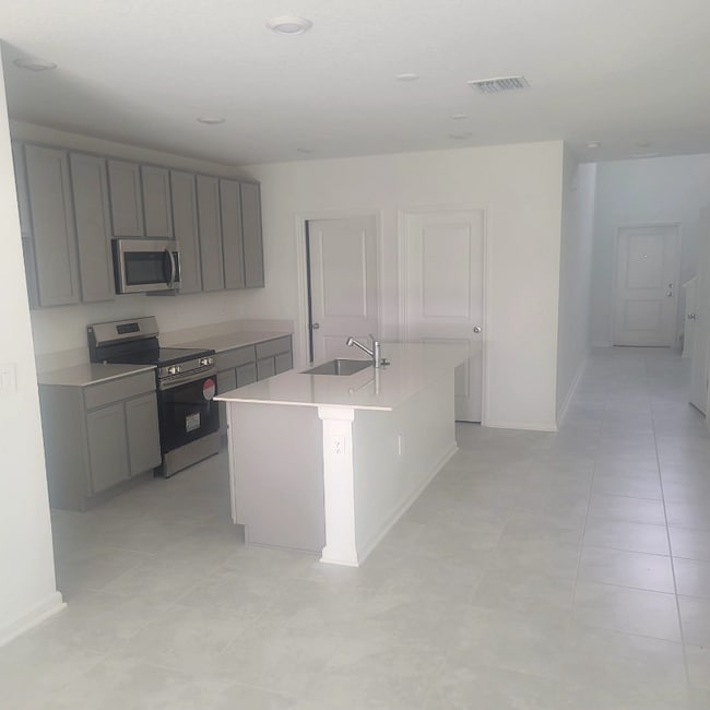 4218 Mountain Laurel Ln