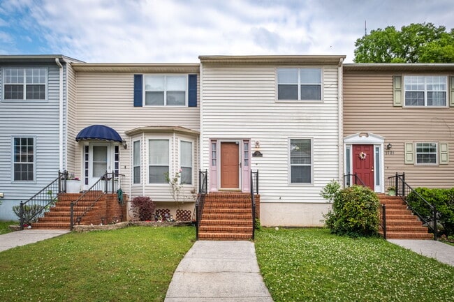Building Photo - 1723 13th Ct S Rental