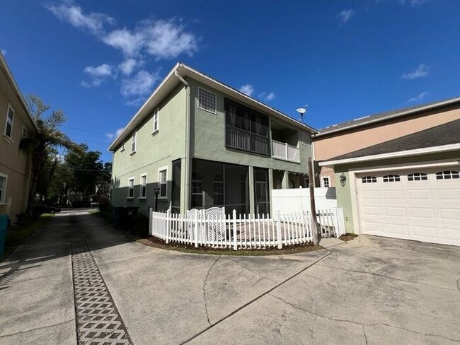 Photo - 3 Bedroom Townhouse in Boone School Area