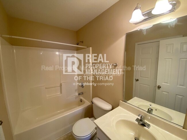 Photo - 3389 Hyde Pl Cir