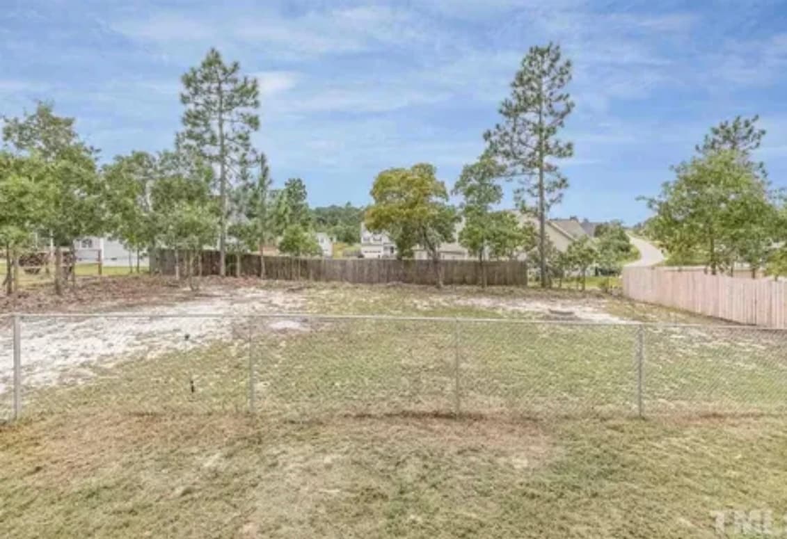 Photo - 36 Jumpmaster Dr