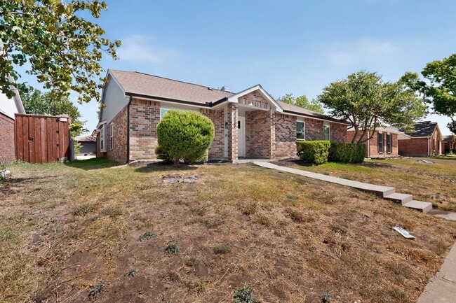 4420 Seville Ln