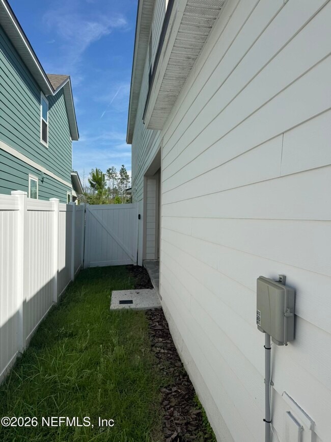 Photo - 236 Hawthorn Pk Cir