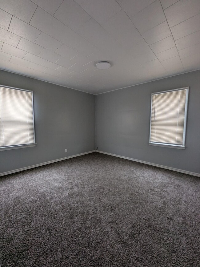 Photo - 17434 Winston St