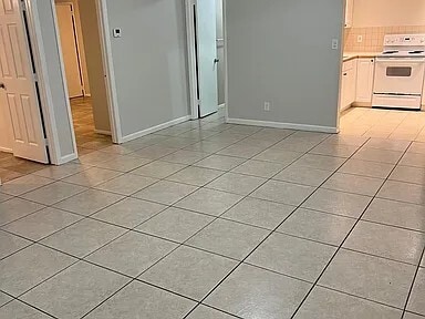 Photo - 552 Holly Dr