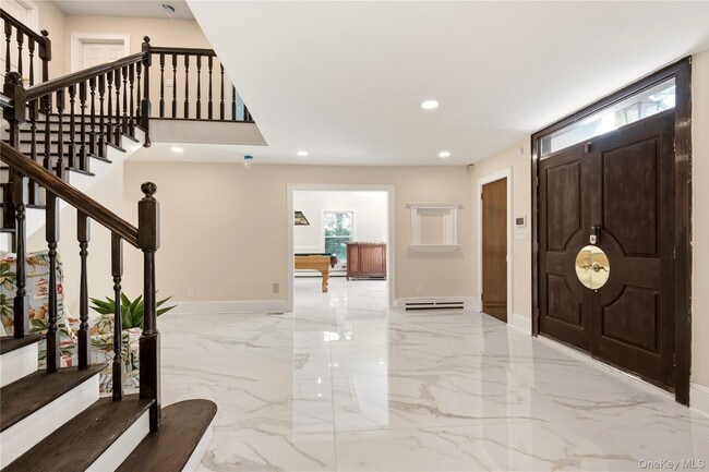 Photo - 3 Farmwoods Ln