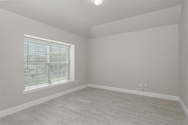 Photo - 1203 Rendyn St